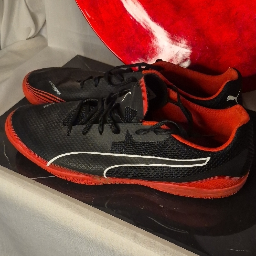 MS3- Men Puma Black and Red Athletic Sneakers - sz 13 - Picture 5 of 10
